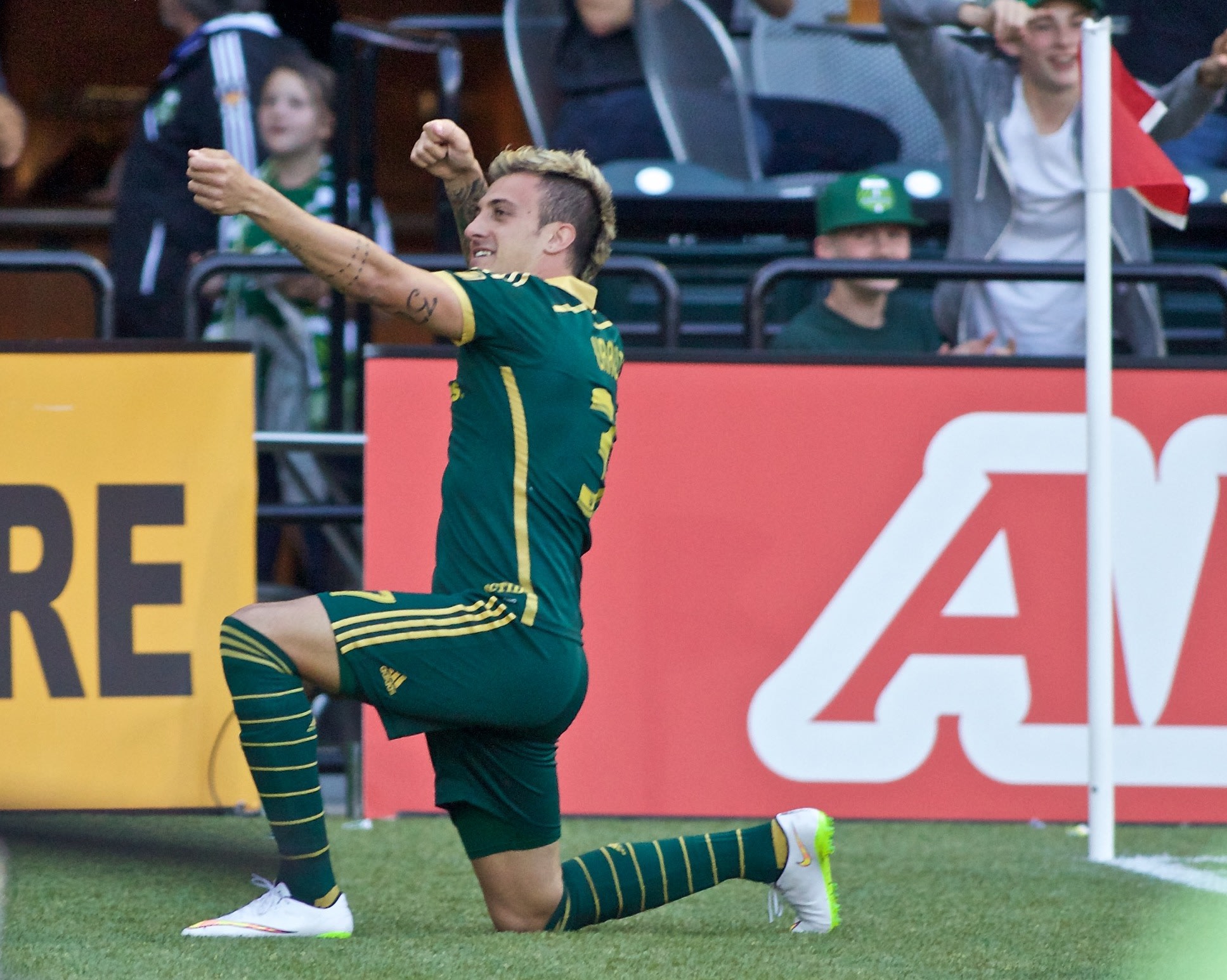 Somos Timbers Bilingual Reporter | Interview with Timbers FC's Maxi Urruti | PTFC